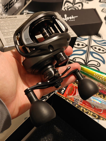Abu Garcia Beast 300 LP Left Hand Baitcasting Reel 7.5:1 REDTACKLE Abu Garcia Beast 300 LP Left Hand Baitcasting Reel 7.5:1 REDTACKLE